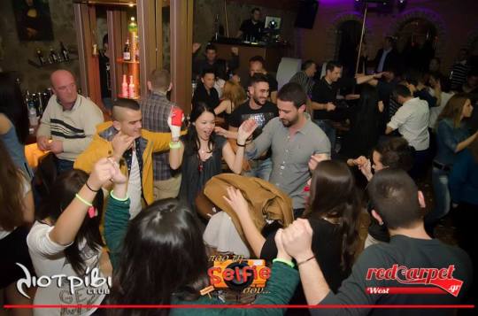 10364069_1045736602118575_8658888247339143652_n