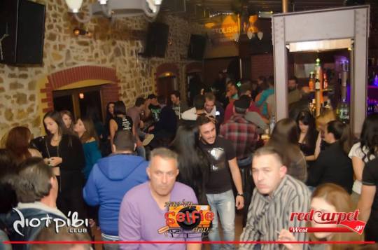 10383890_1045732245452344_5052006888286453745_n