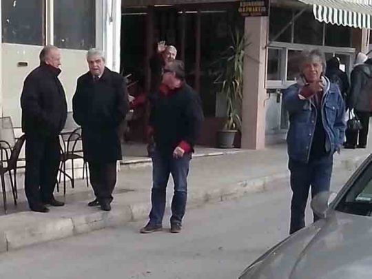 ΣΥΡΙΖΑ στο παζάρι 2......