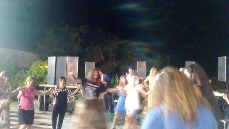 11752062_1646992245514852_1469254293_o