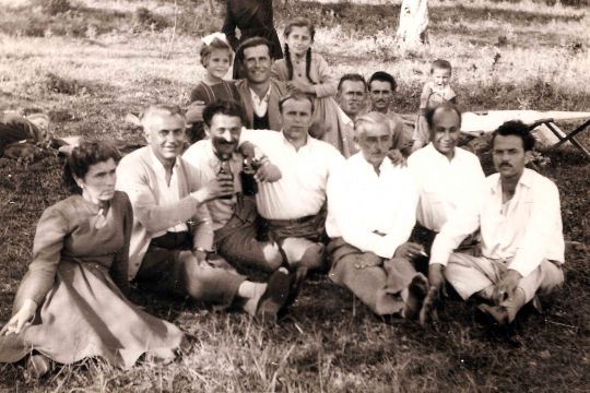 7 ΑΝΑΜΝΗΣΕΙΣ 5.....