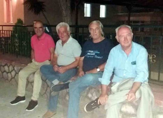 ΠΑΛΙΟΠΑΡΕΑ....