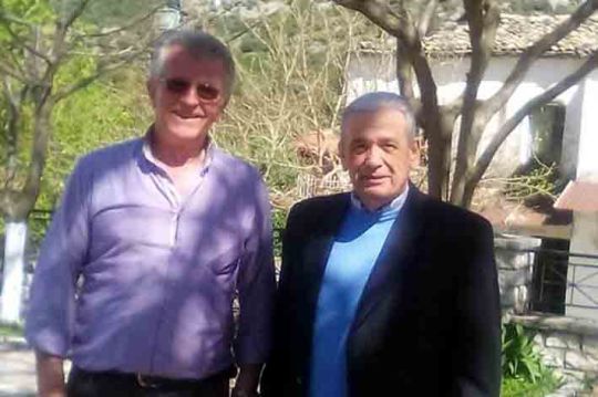 ΠΛΑΙΣΙΟ 2 ΦΙΛΟΙ...