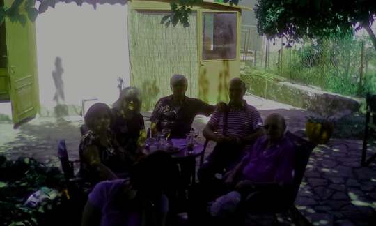 37344166_619254038456252_3946619240403959808_n