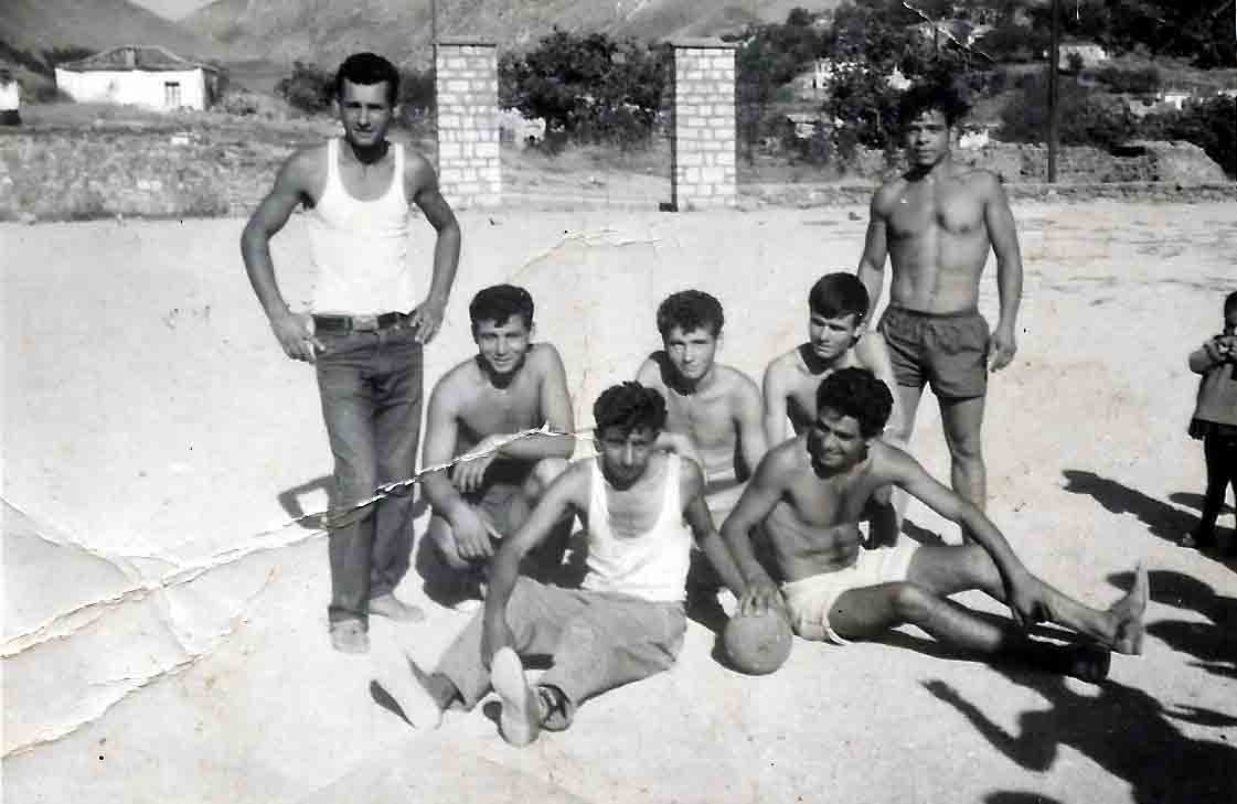 ΦΙΛΙΑΤΙΩΤΙΚΗ ΝΕΟΛΑΙΑ 1968 ;; ...