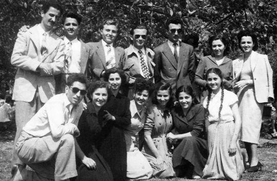 ΔΑΛΛΑ- ΜΕΛΛΙ